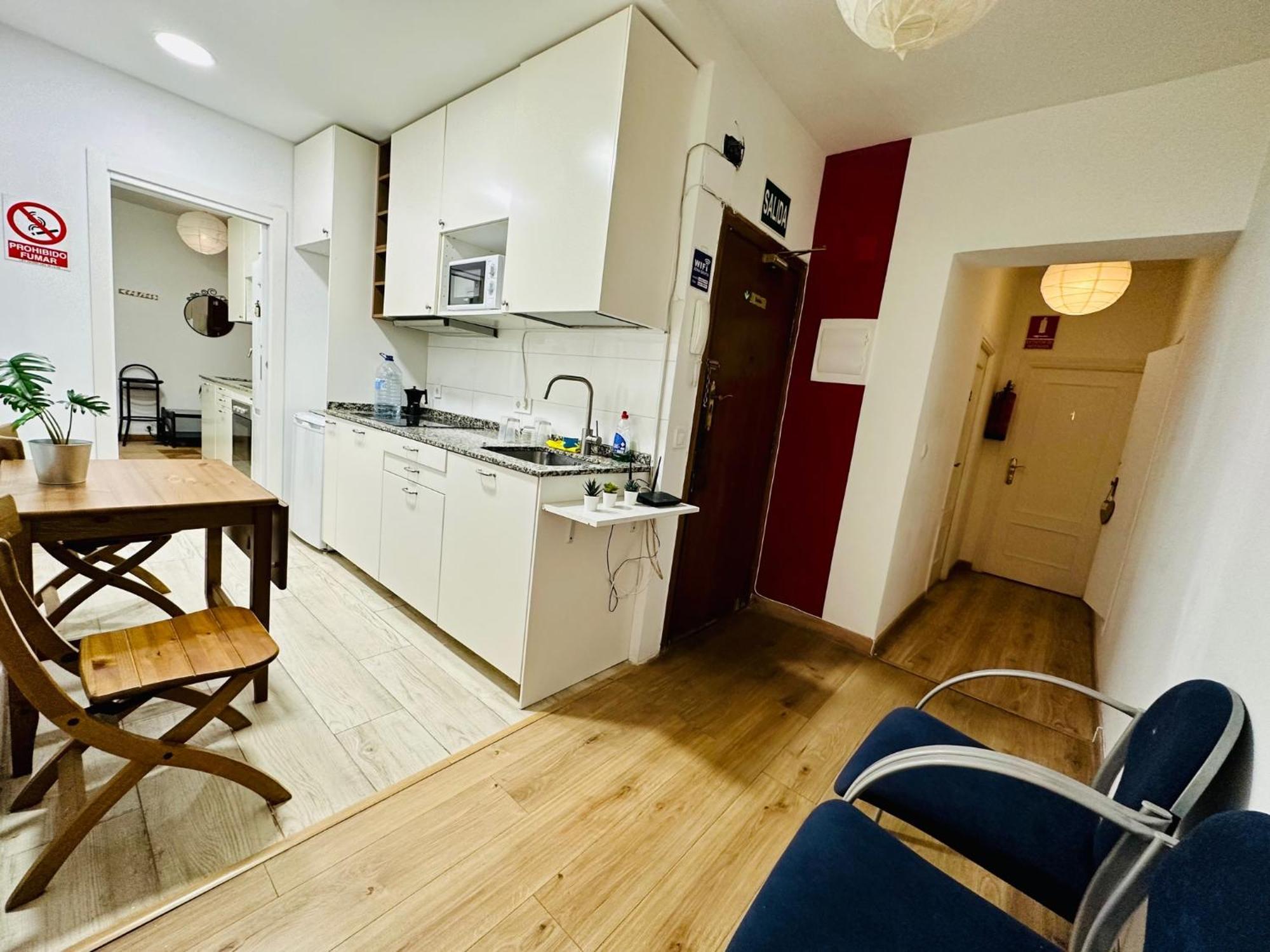Punta Me In Downtown Apartamento Madrid
